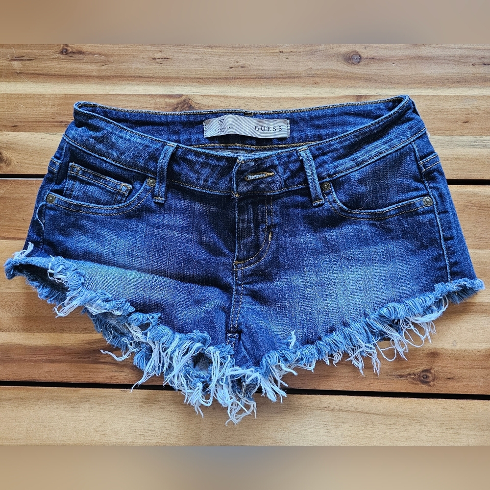 Guess Los Angeles 1981 Denim Shorts - Size 24